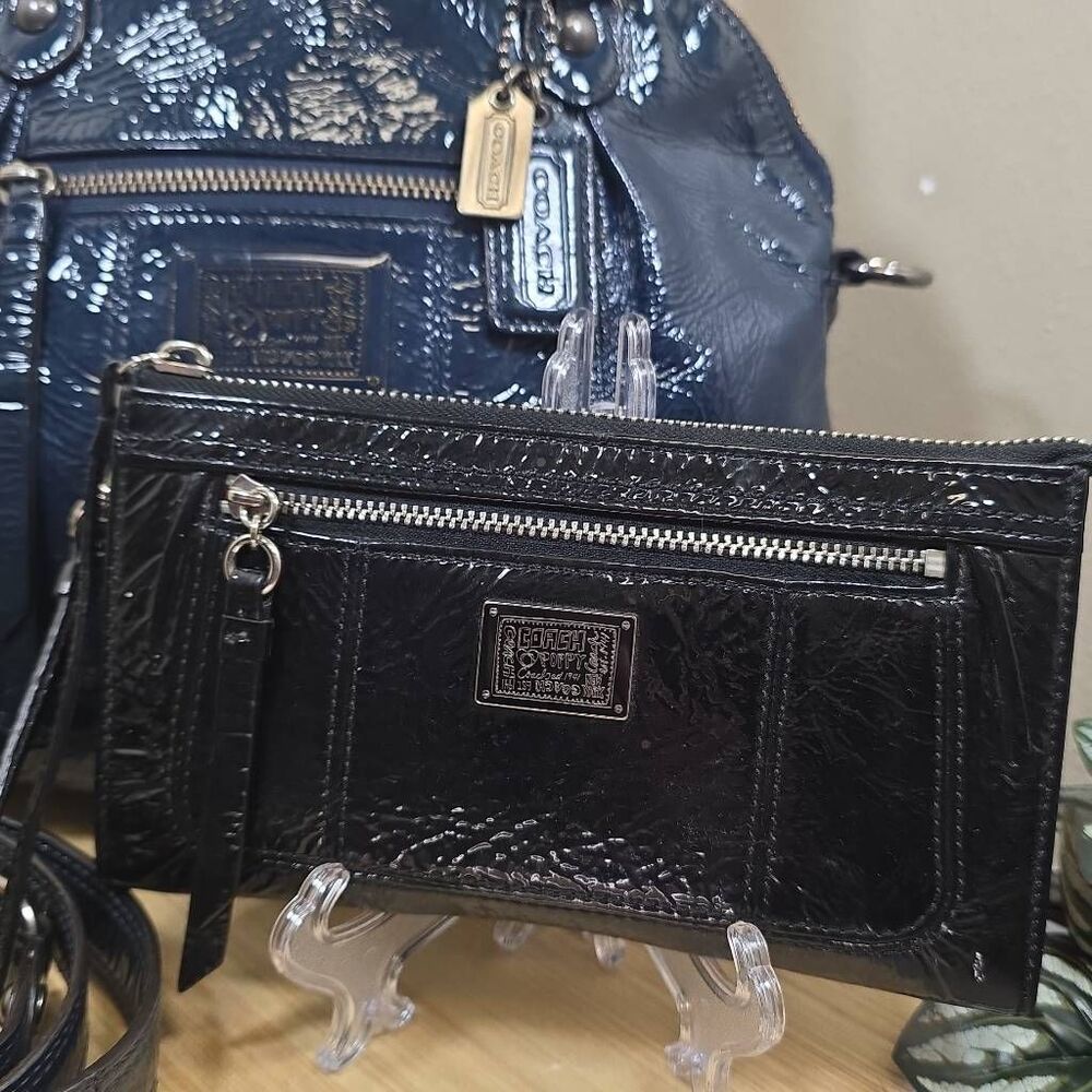 Coach Poppy Highlight Patent Leather Satchel & Wallet | Midnight Blue | Crossbod - Picture 2 of 16